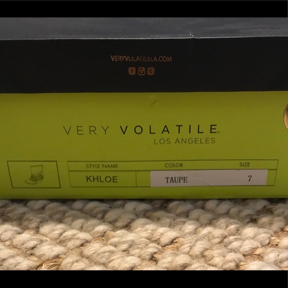 VERY VOLATILELE KHOLE FRINGE BOOTIE ON WEDGE - Picture 3 of 7